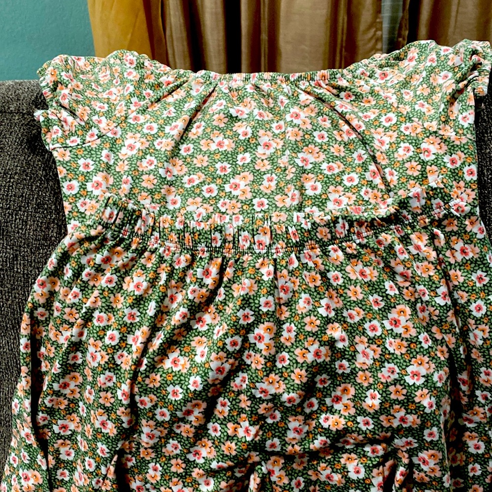 Super cute two piece top and skirt